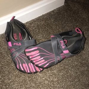 Women’s Fila Skele-Toes EZ Slide Shoes